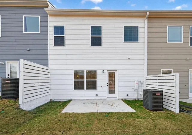 31st image of 1070 Elowen Dr #101, Austell, GA 30168 | MLS# 7796913