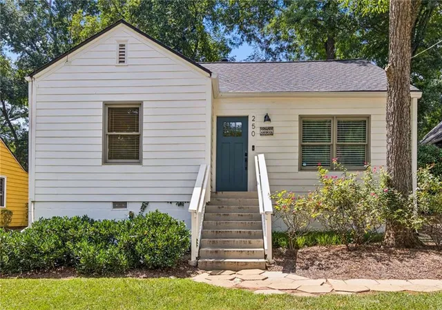 Photo 2 of Sale Pending at 250 Norwood Ave Ne, Atlanta, GA 30317 | MLS# 7828466 | Listing updated on 2026-09-07