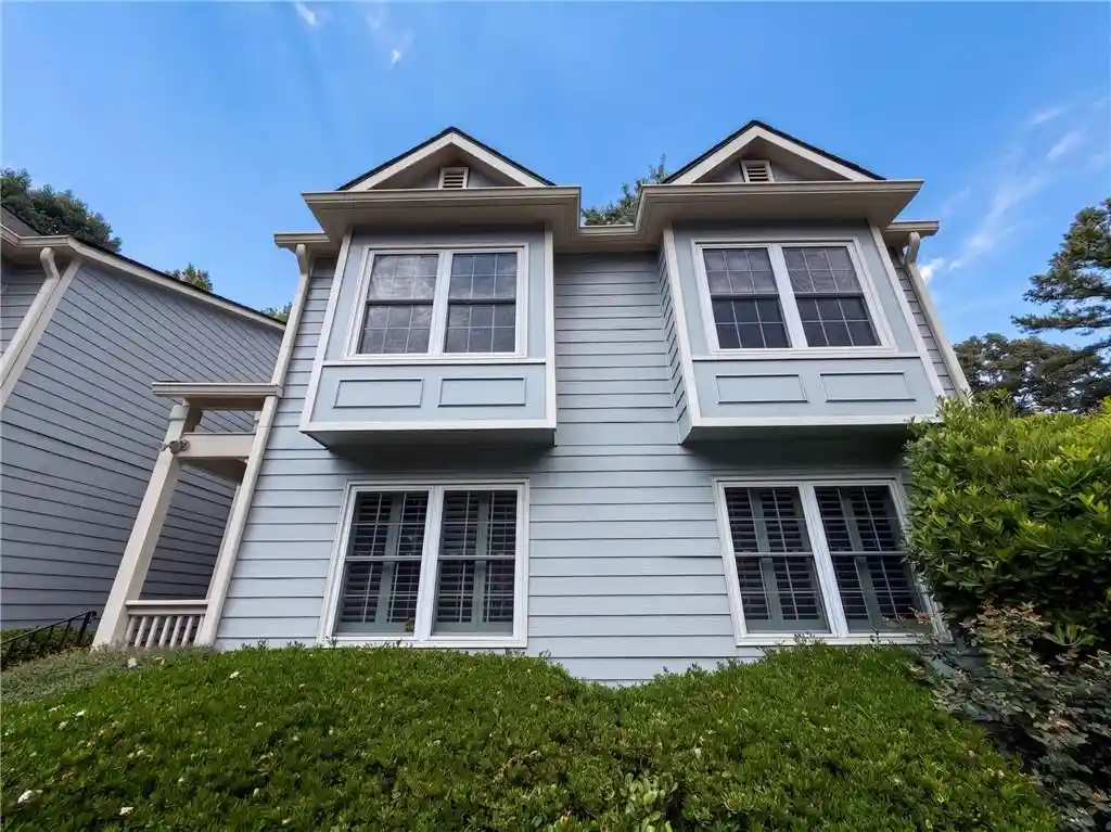 Listing Photo 1 - Condo for sale in 18 Springhedge Ct SE located at 18 Springhedge Ct SE, Smyrna, GA 30080 - Unit 18 Springhedge Ct SE