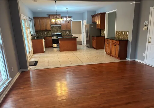 Photo 2 of Single family home for sale at 6420 Barwick Ln, Johns Creek, GA 30097 | MLS# 7805470 | Listing updated on 2026-09-17