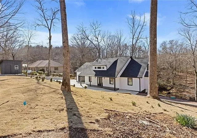 2nd image of 4732 Walnut Bend Dr, Gainesville, GA 30507 | MLS# 7812169