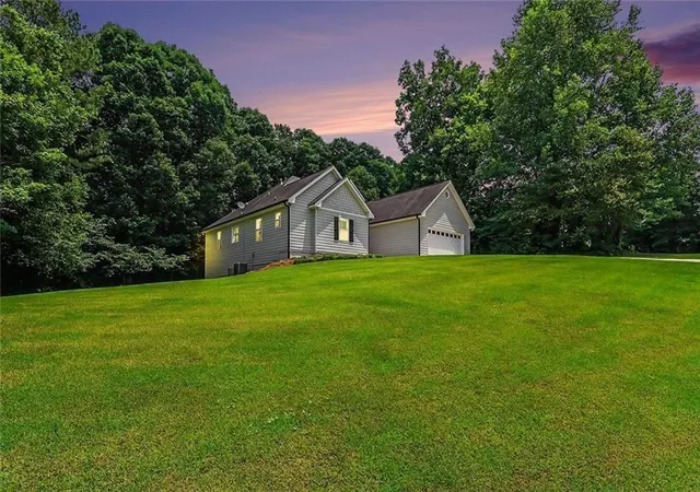 3rd image of 2266 Orion Ct, Grayson, GA 30017 | MLS# 7797817