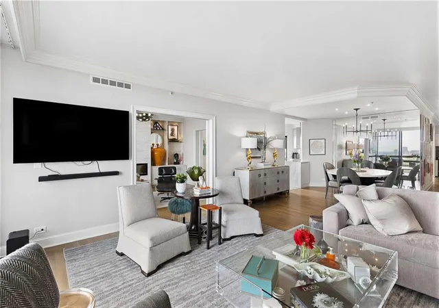 Homes for sale in Atlanta, GA | 2660 Peachtree Rd Nw #34F, Atlanta, GA 30305 | MLS# 7748605
