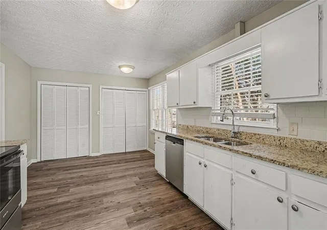 Photo 2 of Single family home for sale at 2060 Lost Forest Ln Sw, Conyers, GA 30094 | MLS# 7723589 | Listing updated on 2026-08-17