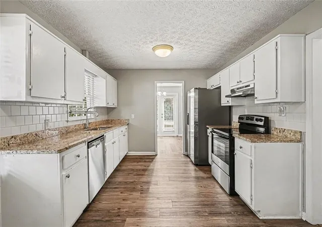 Photo 3 of Single family home for sale at 2060 Lost Forest Ln Sw, Conyers, GA 30094 | MLS# 7723589 | Listing updated on 2026-08-17