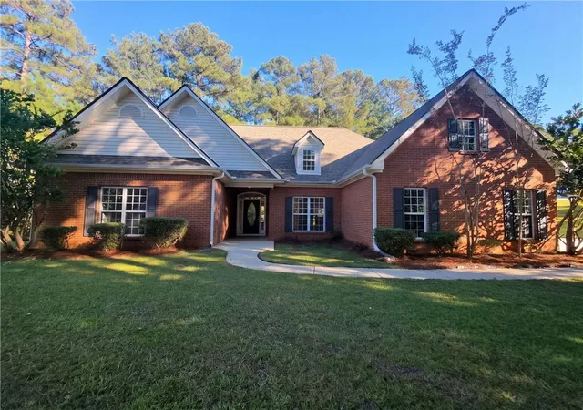 Photo 1 of Single family home for sale at 100 Pine Shls Trl, Fayetteville, GA 30215 | MLS# 7855562 | Listing updated on 2026-10-18