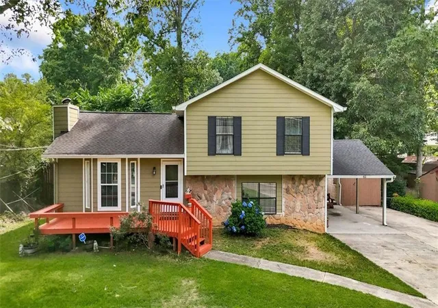 1st image of 270 Amberwood Dr Nw, Lawrenceville, GA 30044 | MLS# 7790970