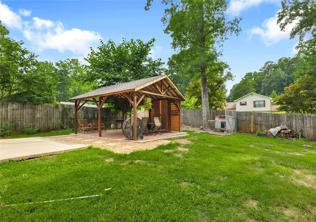 4th image of 270 Amberwood Dr Nw, Lawrenceville, GA 30044 | MLS# 7790970