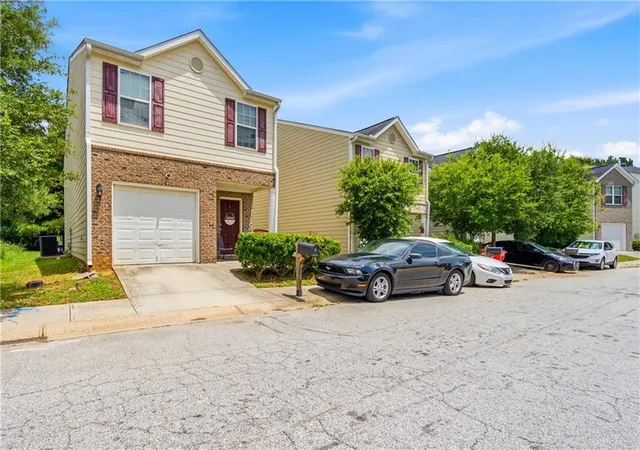 Photo 2 of Single family home for sale at 2088 Belmont Cir, Conyers, GA 30012 | MLS# 7804813 | Listing updated on 2026-07-17