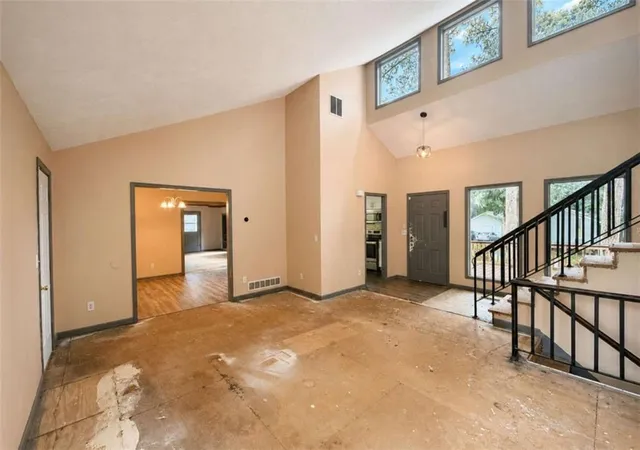 Photo 2 of Sale Pending at 6742 Oakland Dr, Douglasville, GA 30135 | MLS# 7804473 | Listing updated on 2026-08-20