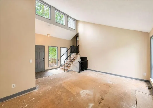 Photo 3 of Sale Pending at 6742 Oakland Dr, Douglasville, GA 30135 | MLS# 7804473 | Listing updated on 2026-08-20