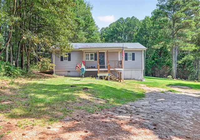 Photo 1 of Single family home for sale at 266 Pleasant Hill Church Rd Se, Winder, GA 30680 | MLS# 7829299 | Listing updated on 2026-08-29
