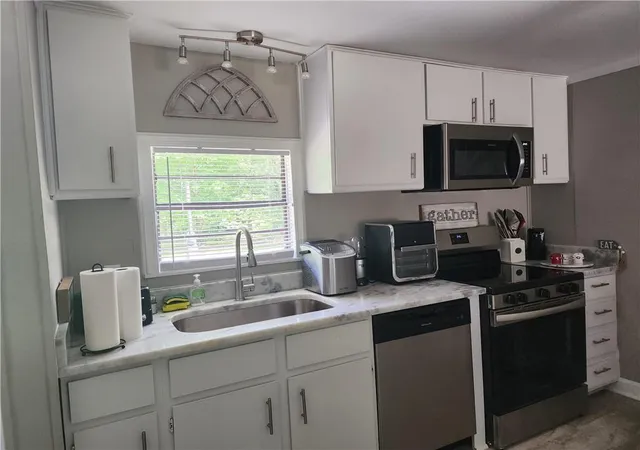 Photo 4 of Sale Pending at 1500 Davis Academy Rd, Madison, GA 30650 | MLS# 7779613 | Listing updated on 2026-08-10