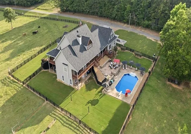 Homes for sale in Cedartown, GA | 501 Stewart Rd, Cedartown, GA 30125 | MLS# 7802247