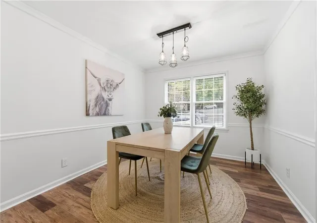 Photo 2 of Condo for sale at 73 Montre Sq NW, Atlanta, GA 30327 | MLS# 7819439 | Listing updated on 2026-09-10