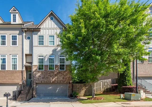 1st image of 2128 Olde Georgian Ter, Atlanta, GA 30318 | MLS# 7812543