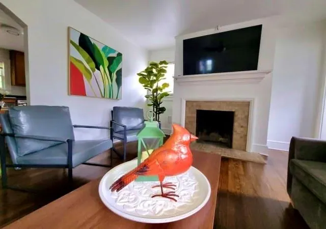 4th image of 1267 Holly St Nw, Atlanta, GA 30318 | MLS# 7764018