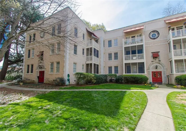 Condominium at 2222 Peachtree Rd Nw #A5, Atlanta, GA 30309 | MLS# 5664143 | | Sold on 2016-06-29