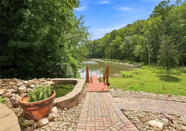 2nd image of 188 Covered Bridge Trl Sw, Smyrna, GA 30082 | MLS# 7809543