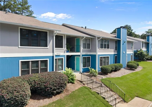 2nd image of 1466 Br Dr, Tucker, GA 30084