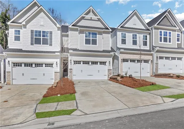 Photo 3 of Sale Pending at 3 Trace Blf, Dawsonville, GA 30534 | MLS# 7772585 | Listing updated on 2026-05-19