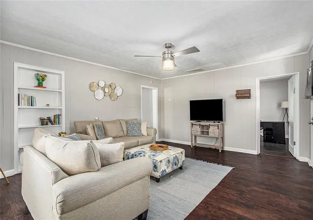 Photo 4 of Single family home for sale at 1298 Irwin Brg Rd NW, Conyers, GA 30012 | MLS# 7700776 | Listing updated on 2026-08-27