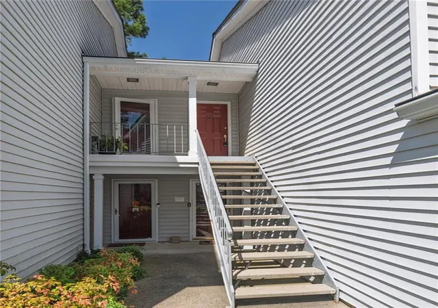 Photo 3 of Condo for sale at 4106 Whitehall Way, Alpharetta, GA 30004 | MLS# 7823900 | Listing updated on 2026-09-14