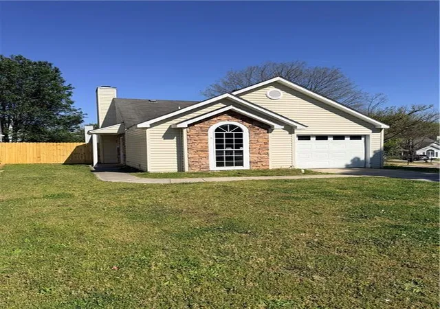 Photo 1 of Sale Pending at 16 Brighton Ct, Cartersville, GA 30121 | MLS# 7749381 | Listing updated on 2026-09-05