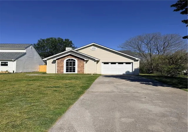 Photo 2 of Sale Pending at 16 Brighton Ct, Cartersville, GA 30121 | MLS# 7749381 | Listing updated on 2026-09-05
