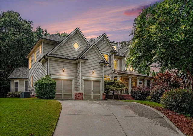 Photo 2 of Single family home for sale at 1762 Country Wood Dr, Hoschton, GA 30548 | MLS# 7807494 | Listing updated on 2026-10-04