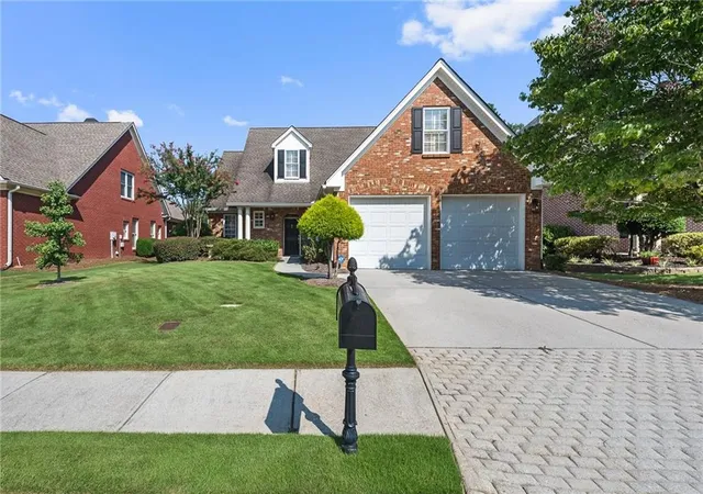 2nd image of 730 Windsor Pl Cir, Grayson, GA 30017 | MLS# 7823690