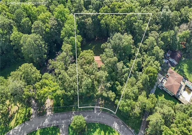 Photo 2 of Sale Pending at 3970 N Martin Way, Lithia Springs, GA 30122 | MLS# 7807133 | Listing updated on 2026-09-14