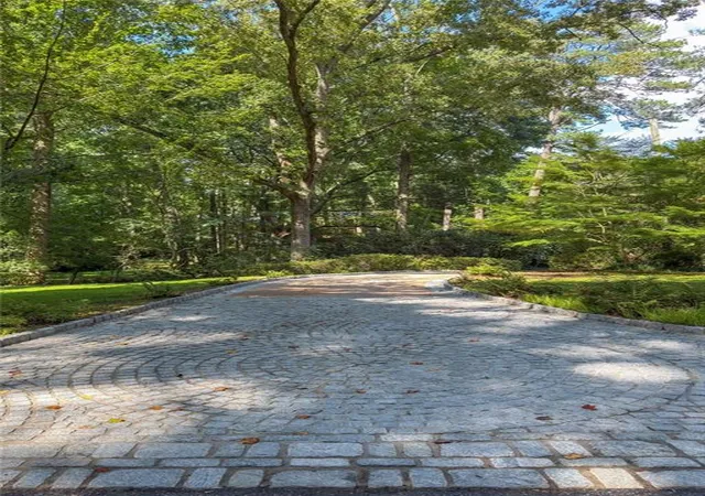 Photo 2 of Single family home for sale at 35 Valley Rd Nw, Atlanta, GA 30305 | MLS# 7806864 | Listing updated on 2026-08-28