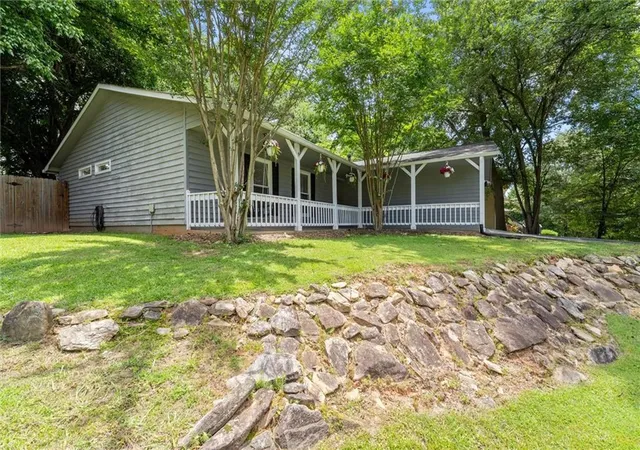 5th image of 745 Waterbrook Ter, Roswell, GA 30076 | MLS# 7794795