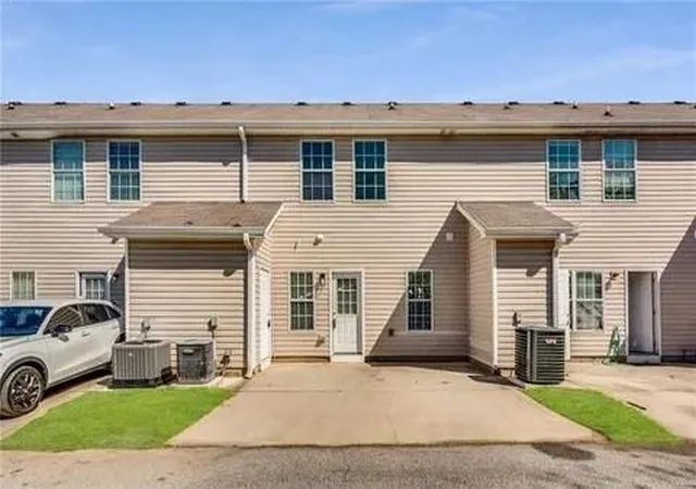 Homes for sale in Riverdale, GA | 762 Commerce, Riverdale, GA 30296 | MLS# 7804520