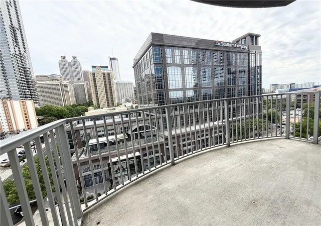 2nd image of 400 W Peachtree St Nw #1011, Atlanta, GA 30308 | MLS# 7749688