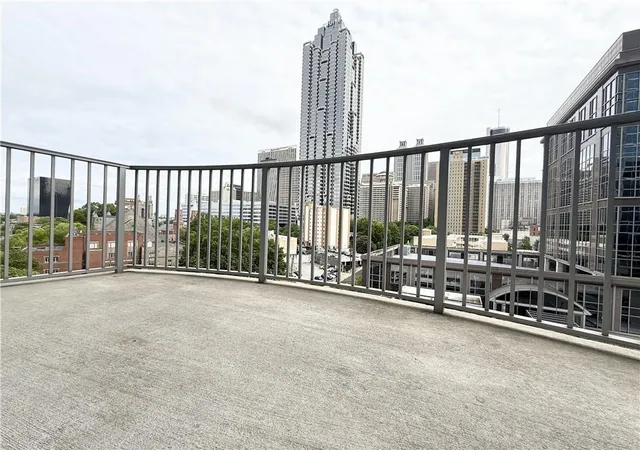 3rd image of 400 W Peachtree St Nw #1011, Atlanta, GA 30308 | MLS# 7749688