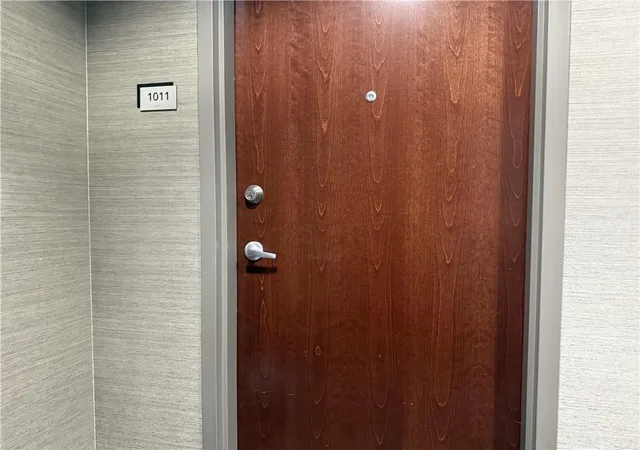 4th image of 400 W Peachtree St Nw #1011, Atlanta, GA 30308 | MLS# 7749688
