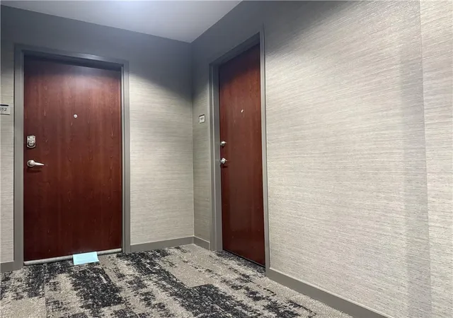5th image of 400 W Peachtree St Nw #1011, Atlanta, GA 30308 | MLS# 7749688