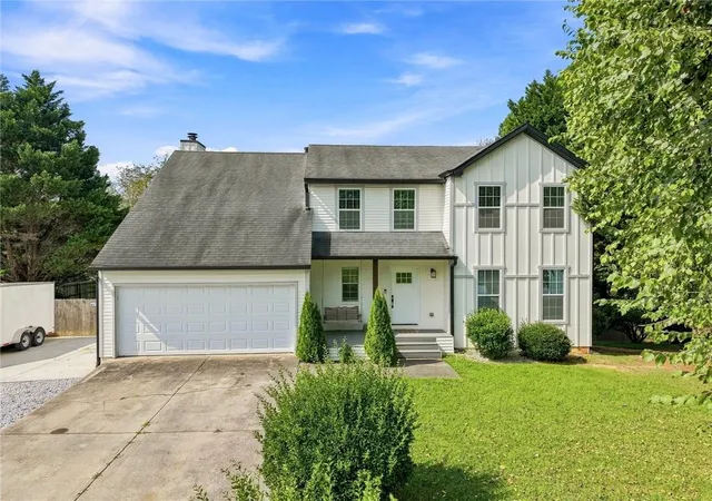 1st image of 1080 Big Haynes Dr, Grayson, GA 30017 | MLS# 7822575