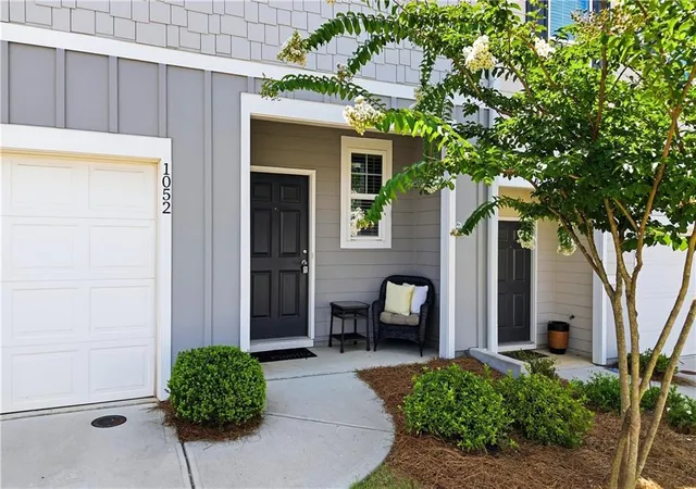 2nd image of 1052 Paddington Dr, Cartersville, GA 30120 | MLS# 7815472