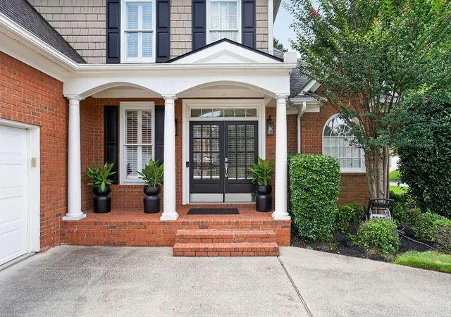 Photo 3 of Sale Pending at 3234 Millwood Trl, Smyrna, GA 30080 | MLS# 7795646 | Listing updated on 2026-09-25