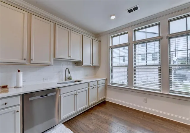 Photo 3 of Townhouse for sale at 2612 Caruso Way, Atlanta, GA 30339 | MLS# 7801395 | Listing updated on 2026-08-22