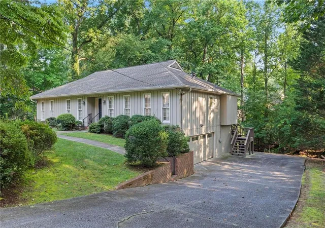 3rd image of 4930 Twin Branches Wy, Atlanta, GA 30338 | MLS# 7813926