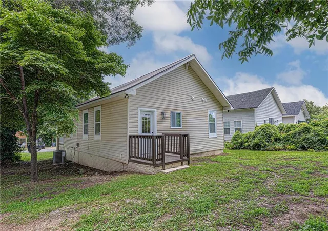 Homes for sale in La Grange, GA | 404 Jefferson St, La Grange, GA 30240 | MLS# 7791542