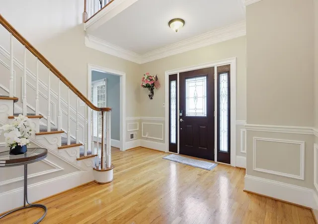 Photo 4 of Single family home for sale at 5445 Summer Cvs Dr, Stone Mountain, GA 30087 | MLS# 7747680 | Listing updated on 2026-08-21
