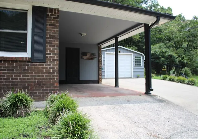 3rd image of 187 Cantrell Dr Sw, Plainville, GA 30733 | MLS# 7810963