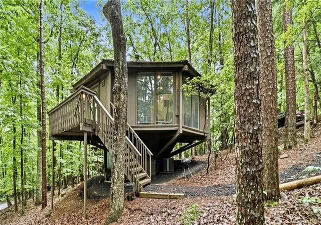 Homes for sale in Big Canoe, GA | 161 Treetopper Cir, Big Canoe, GA 30143 | MLS# 7771354