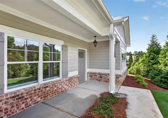 Photo 4 of Townhouse for sale at 3800 Shelleydale Dr, Powder Springs, GA 30127 | MLS# 7808446 | Listing updated on 2026-09-01