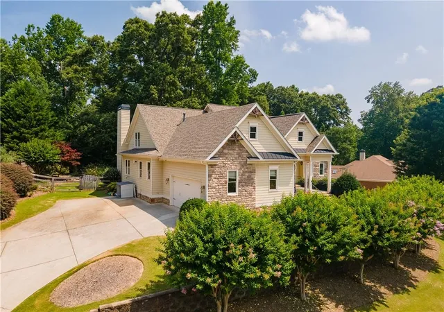 3rd image of 6080 Heritage Manor Dr, Cumming, GA 30040 | MLS# 7790138